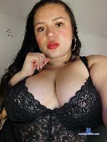 crysttaal Camsoda livecam show performer room profile