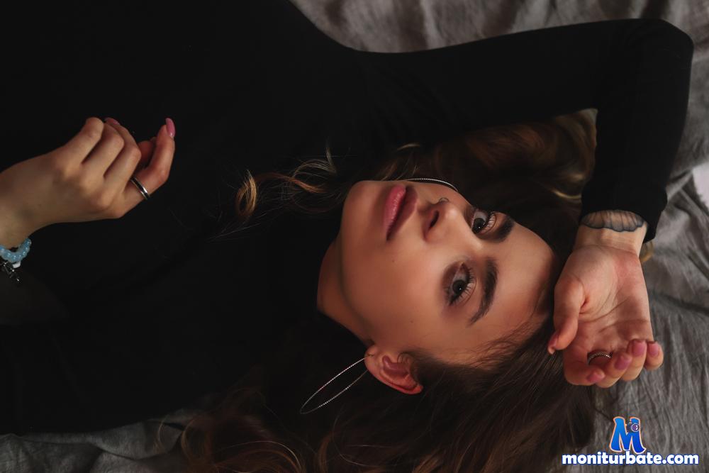 janetxbright Camsoda performer 