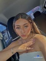 mamibrii Camsoda livecam show performer room profile