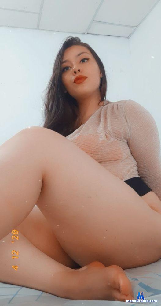 elhena-dirtygirl camsoda livecam performer profile