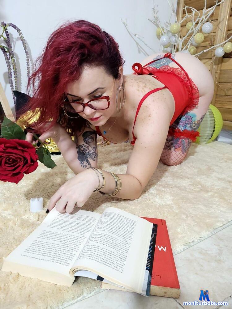 xtheya-x camsoda livecam performer profile