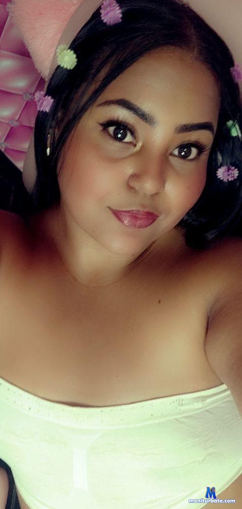 isabela-horny camsoda livecam performer profile