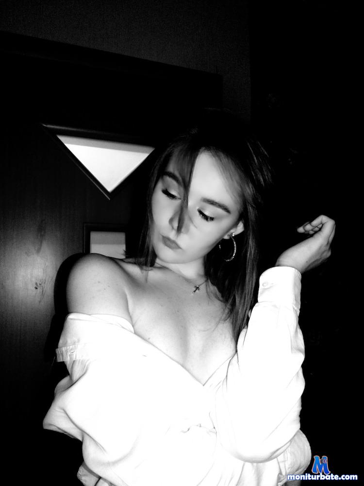 lisiam camsoda livecam performer profile