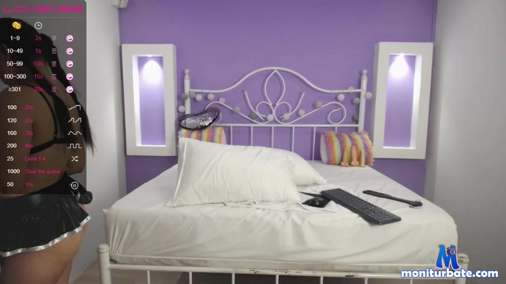milaalee camsoda livecam performer profile