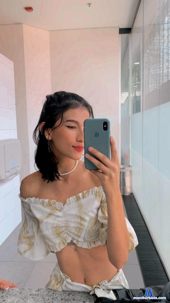 melissa-1x camsoda livecam performer profile