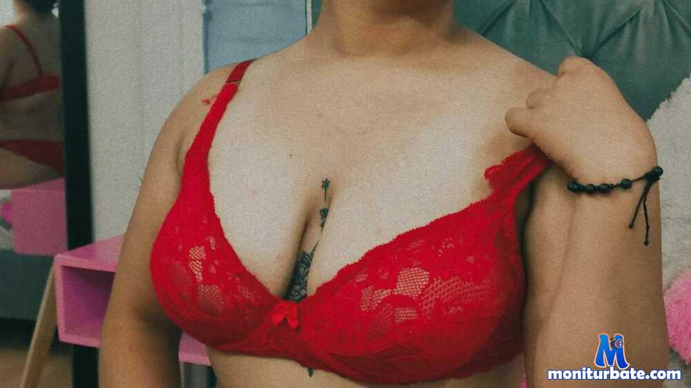 yineth-ds camsoda livecam performer profile