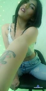 ari-gaitana Camsoda livecam show performer room profile