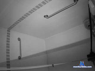 voyeurcam-jb-xfollow-shower camsoda livecam performer profile