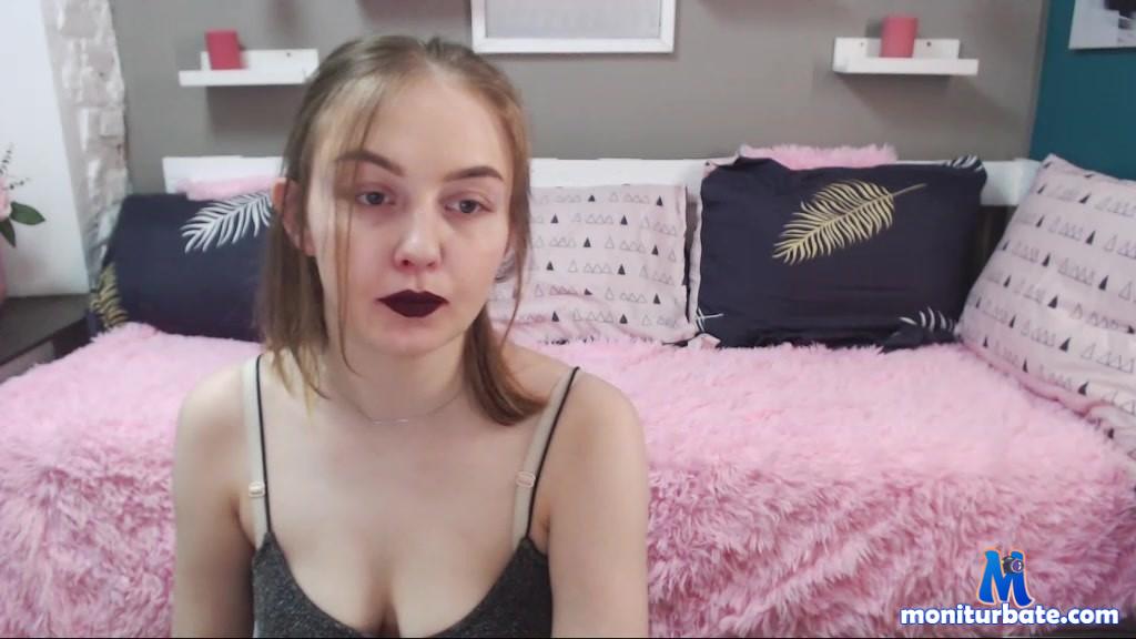 evaostin Camsoda performer big-tits cum feet ass blowjob masturbation teen facial squirting college