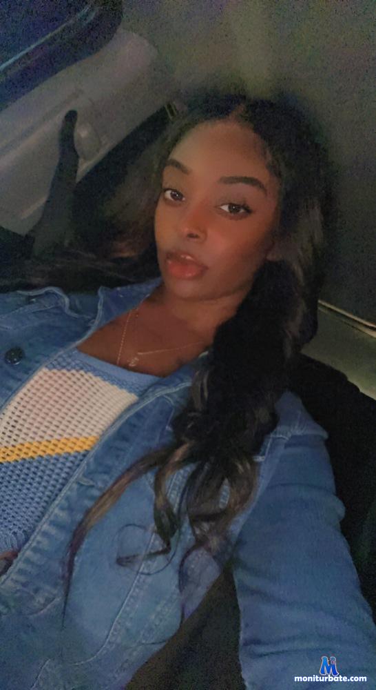 chocolatefee camsoda livecam performer profile