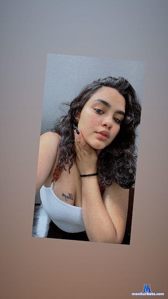 mykaelasouza Camsoda performer 