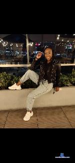 rouselee Camsoda livecam show performer room profile