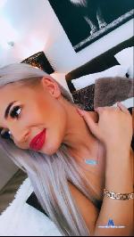 yourlenaispit Camsoda livecam show performer room profile