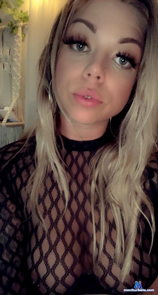 kluv1789 camsoda livecam performer profile