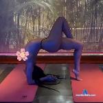 giababyxox Camsoda livecam show performer room profile