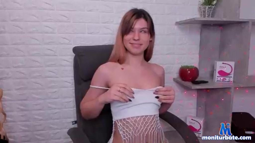 amidream Camsoda performer cum brunette feet fetish lovense ass masturbation small-tits teen lo