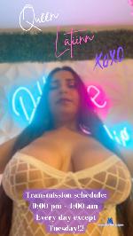 queenlatiinn Camsoda livecam show performer room profile