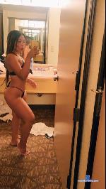 huunieex Camsoda livecam show performer room profile