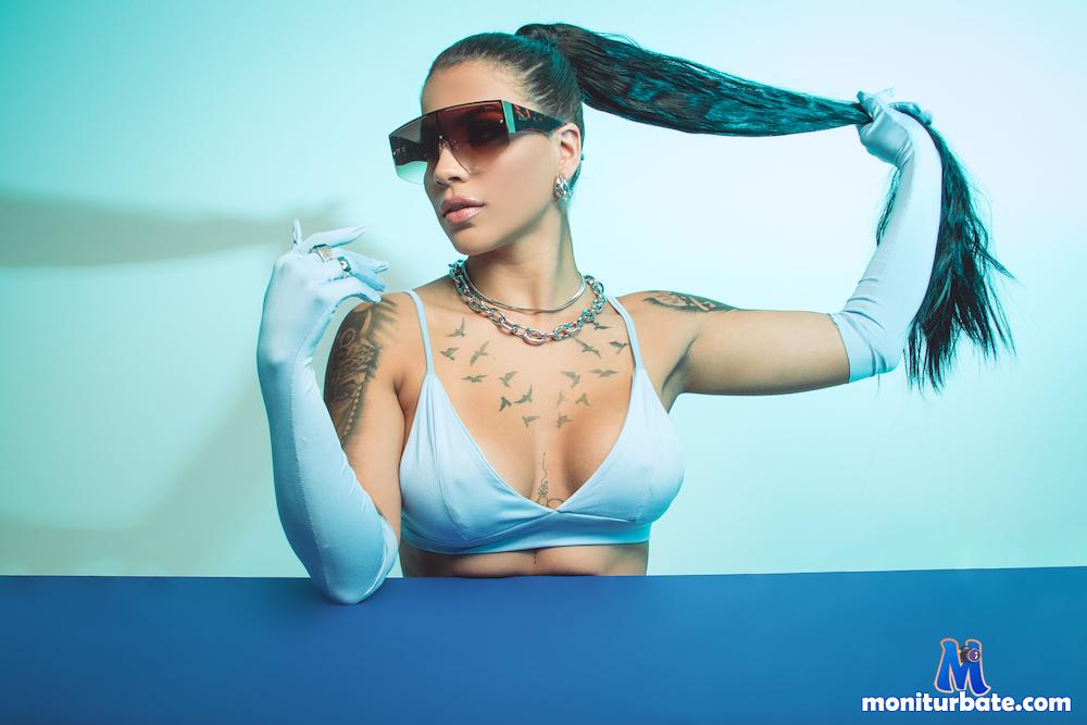 emmarussellx camsoda livecam performer profile