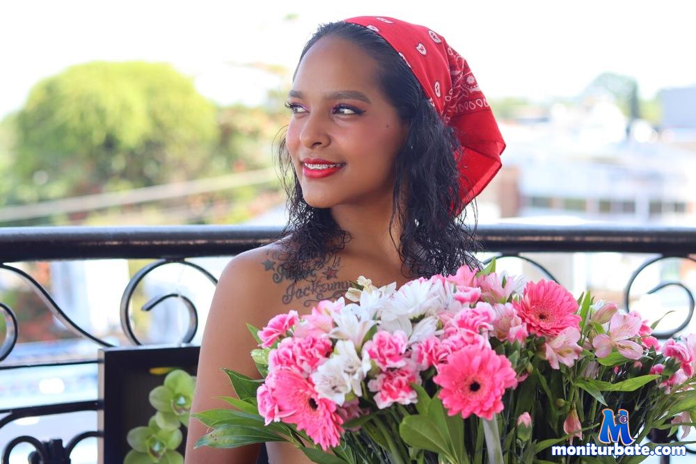 valentinehanz camsoda livecam performer profile