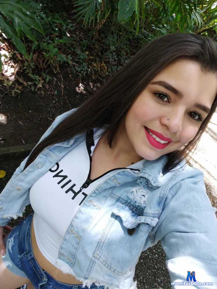 kinky-laly Camsoda performer 