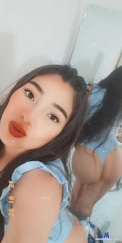 valentinahorny camsoda livecam performer profile