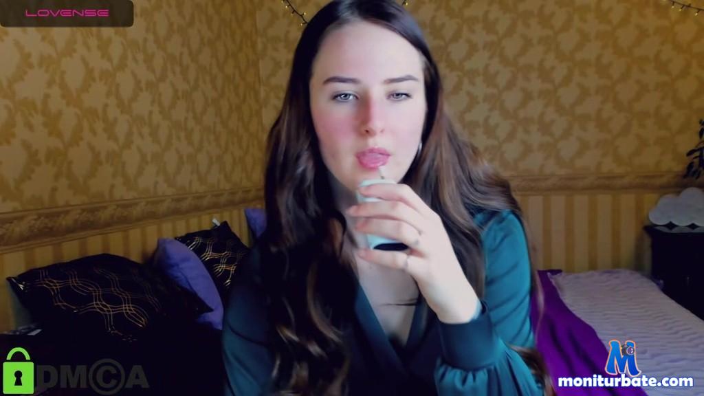 kellayla Camsoda performer fetish toys petite lovense lush