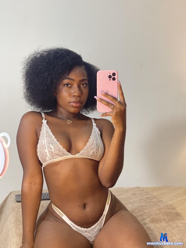 chloicampbell camsoda livecam performer profile