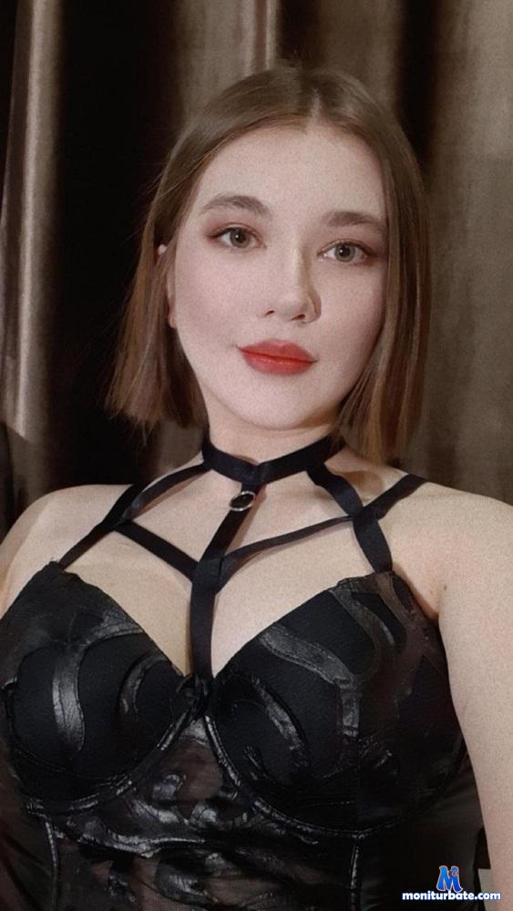 fionalane camsoda livecam performer profile