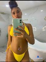 caramelo-dulc Camsoda livecam show performer room profile