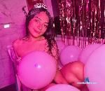 angela-grey Camsoda livecam show performer room profile