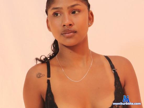 anne-perry camsoda livecam performer profile