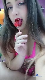 yeyelove Camsoda livecam show performer room profile
