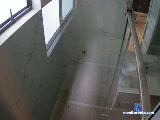 voyeurcam-casa-salsa-bathroom-13 camsoda livecam performer profile