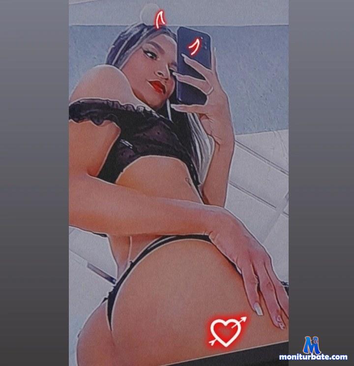channeldownson Camsoda performer 