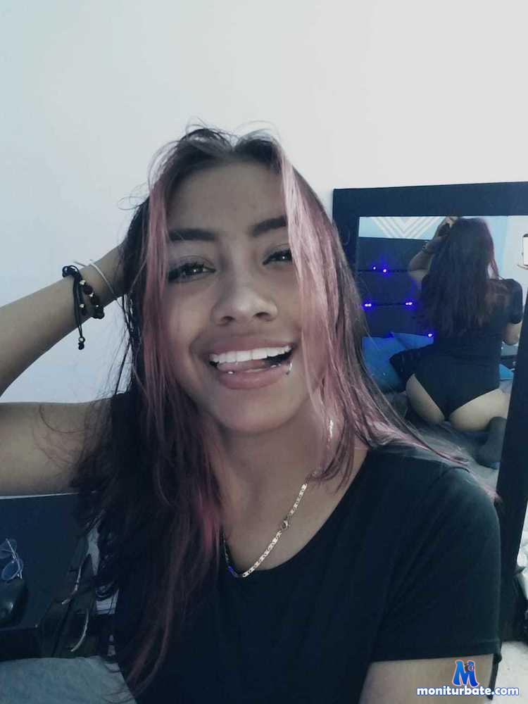 jaha-dukureh camsoda livecam performer profile