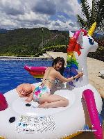 bonny-klay Camsoda livecam show performer room profile
