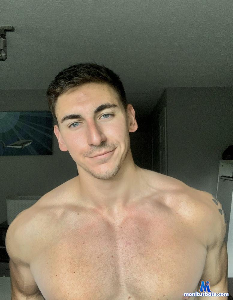 zachrhyder camsoda livecam performer profile
