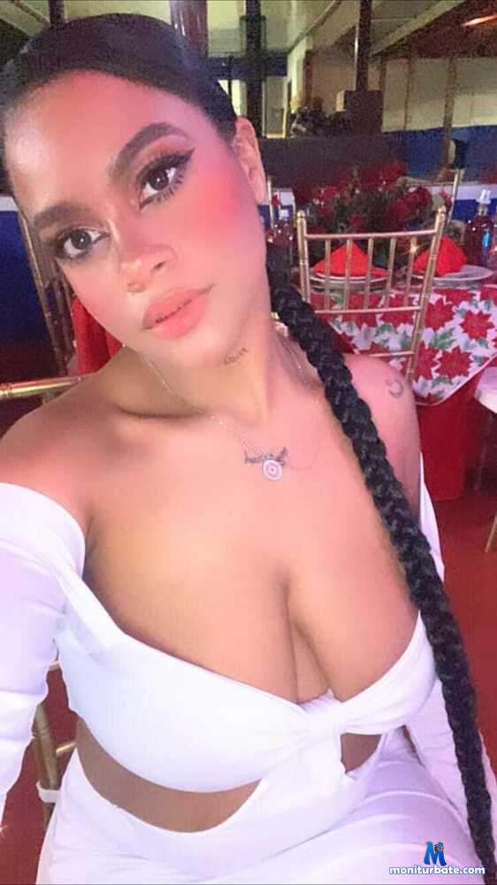 la-segura1 camsoda livecam performer profile