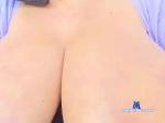 desirehugeboobs Camsoda livecam show performer room profile