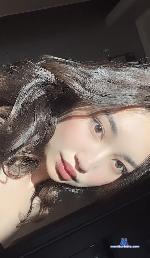 ladylluck Camsoda livecam show performer room profile