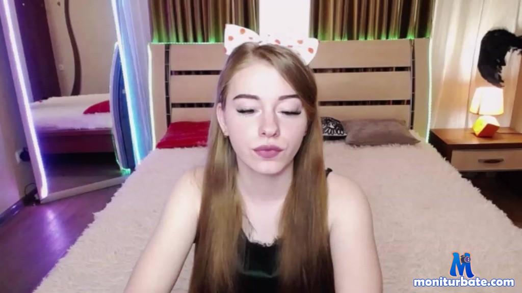 funnybunny7 camsoda livecam performer profile