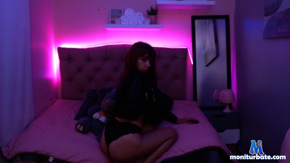 miaa-garciaa camsoda livecam performer profile