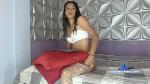 lara-jones Camsoda livecam show performer room profile