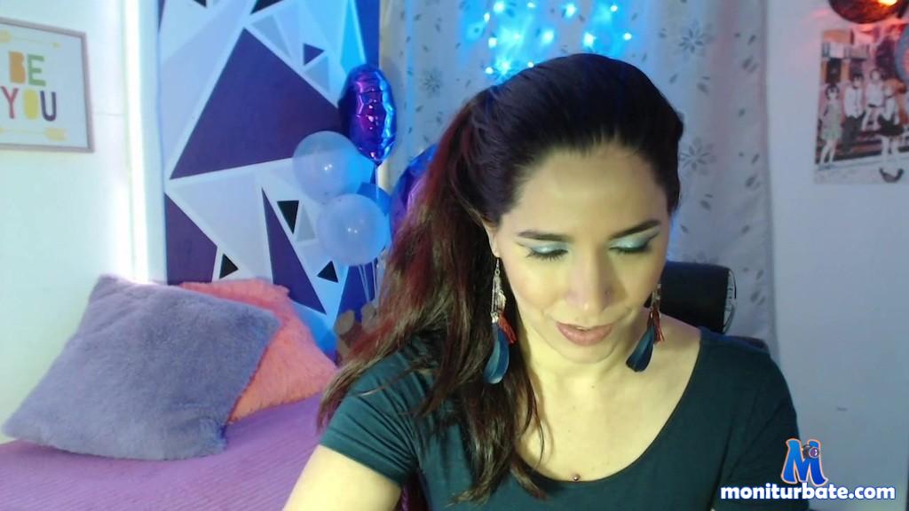 sammyhott-1 camsoda livecam performer profile