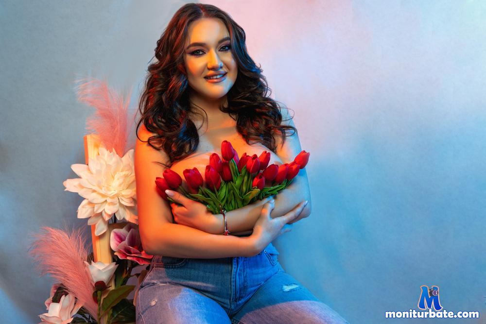 nadiakeys camsoda livecam performer profile