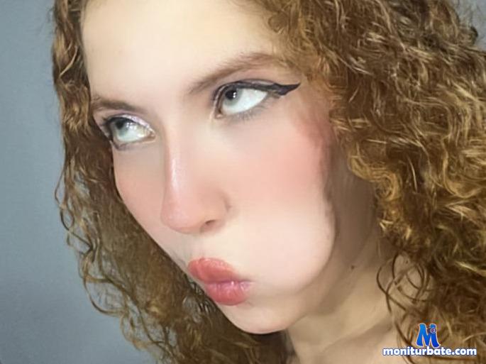 soyangela camsoda livecam performer profile