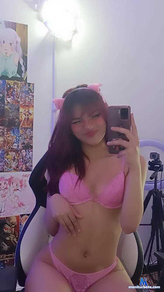 misa-dark Camsoda performer 