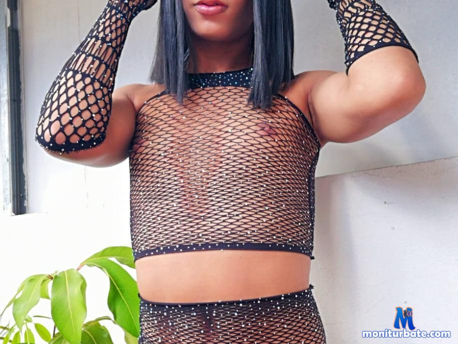 pariisss camsoda livecam performer profile