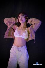 hallierizzo Camsoda livecam show performer room profile